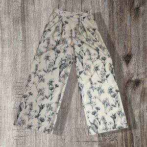 Cider Woven Dark Garden Black & Cream Wide Leg Trousers Women’s M Spring Florals